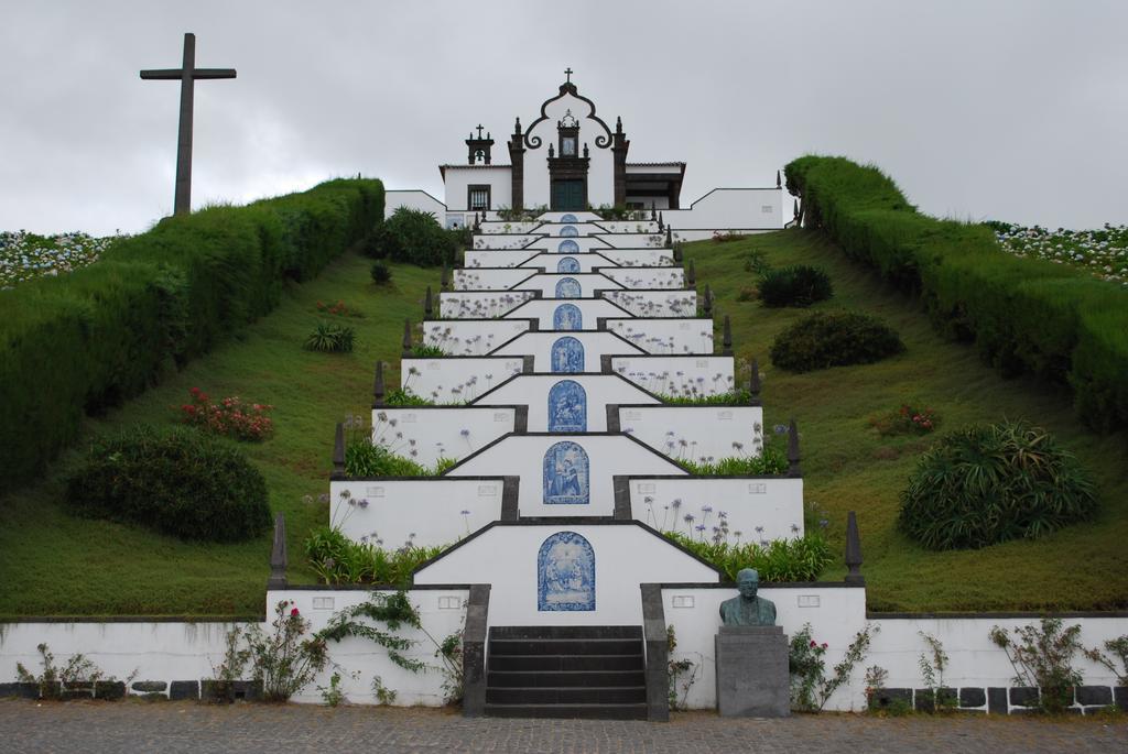 Vila Laura Hotel Ribeira Grande Exterior photo